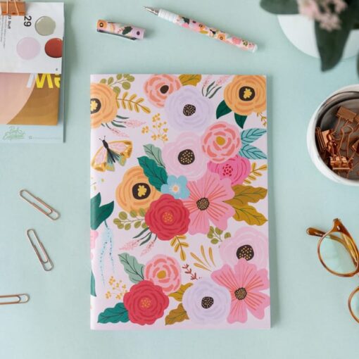Libreta grande floreada rosa