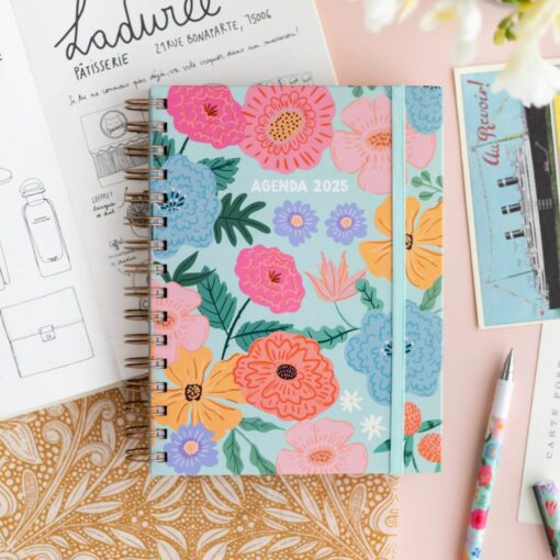 Agenda SEMANA A LA VISTA Pink Elephant. Modelo: Flores aqua