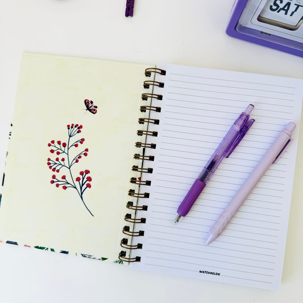 Cuaderno A5 tapa dura Mi versión más feliz - Image 2