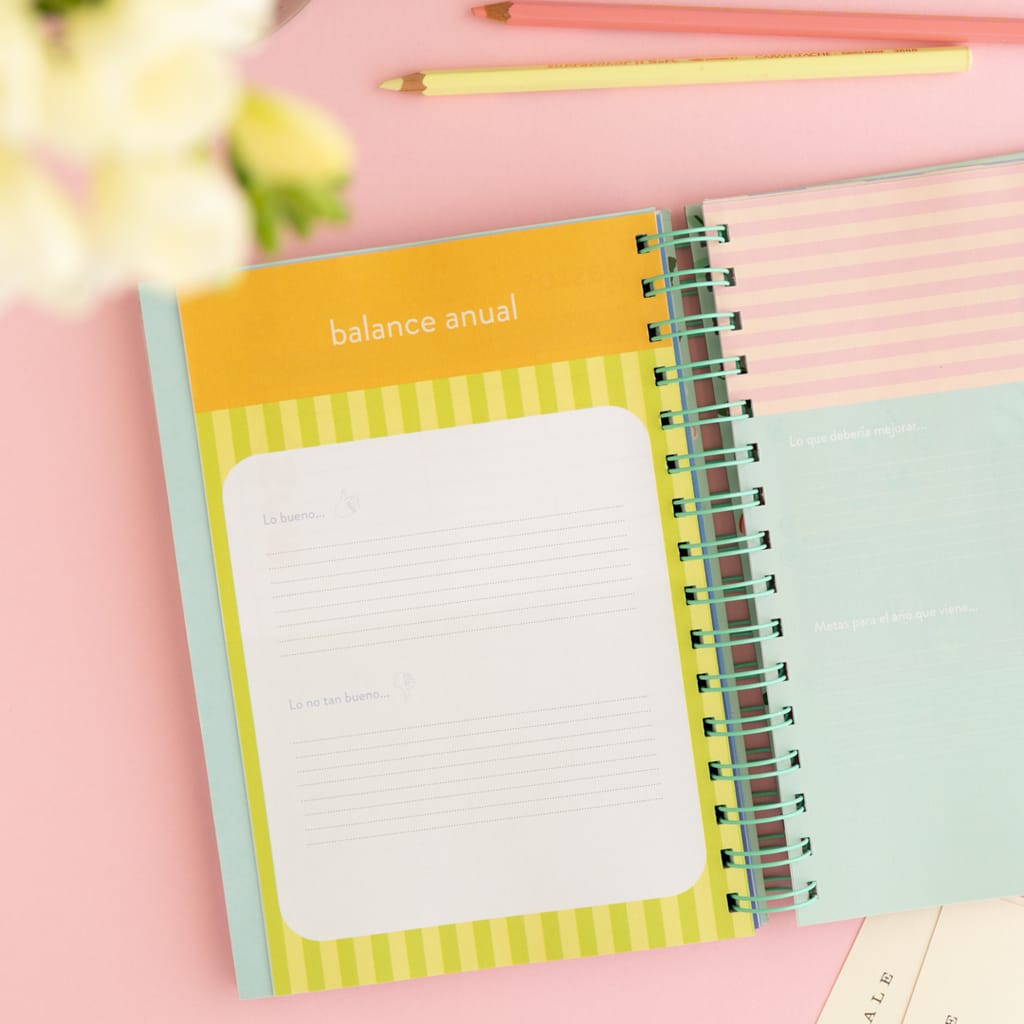 AGENDA 2026 Modelo Flores aqua - Image 5