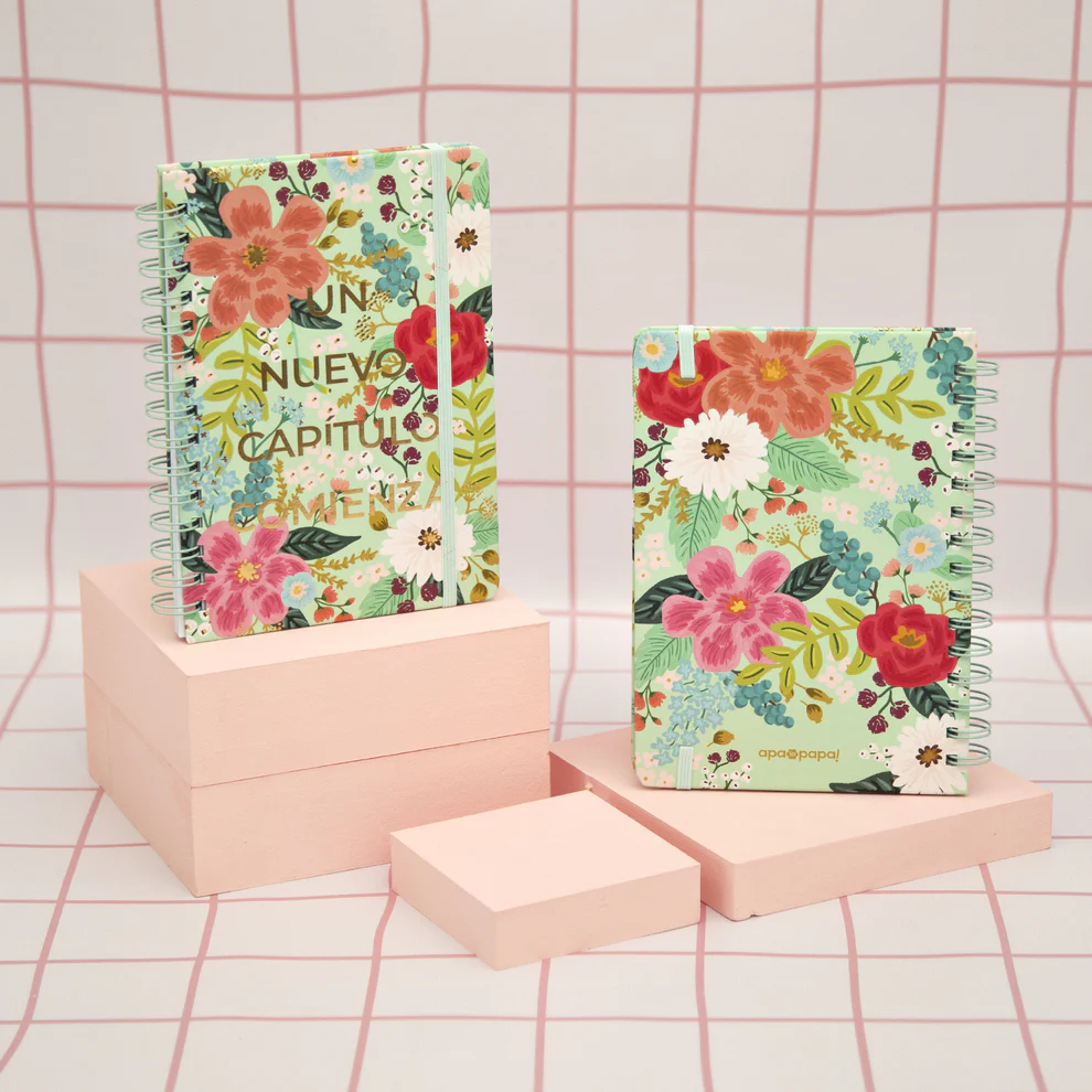 Cuaderno a5 tapa dura NUEVO CAPITULO
