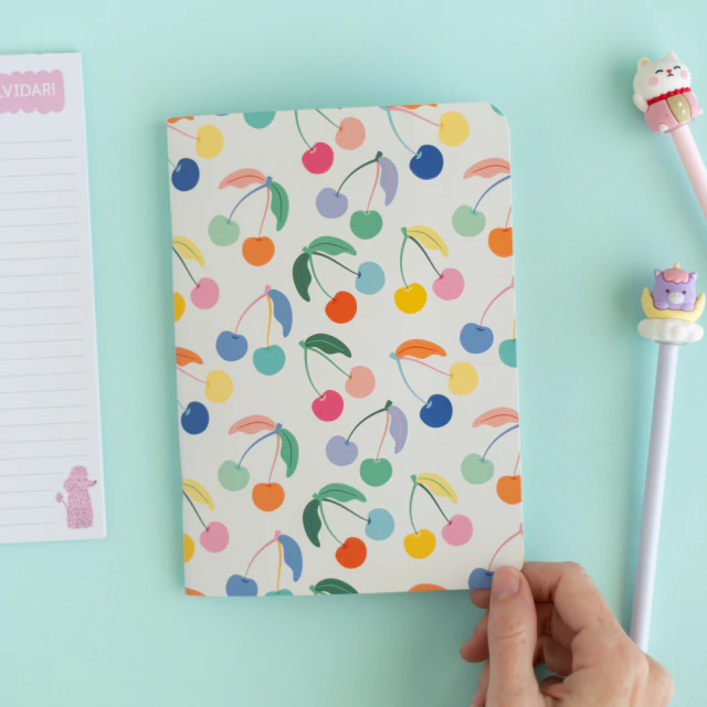 Libreta a5 CEREZAS